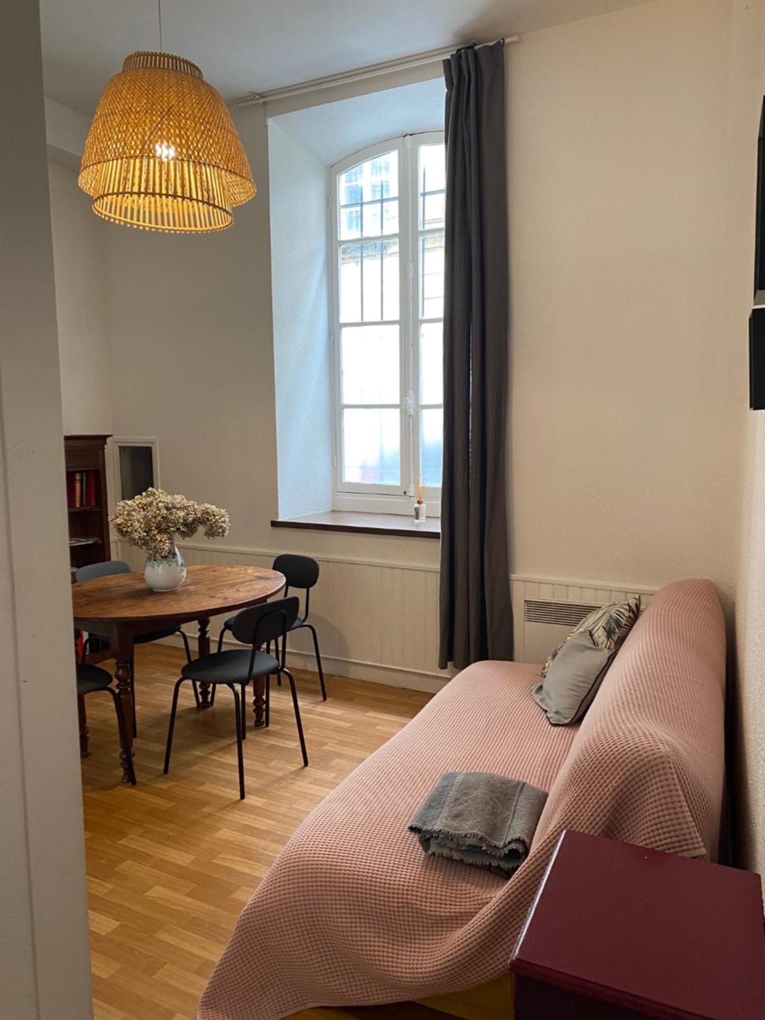 Grand Studio Style Bordelais Dans Le Triangle D'Or Burdeos Exterior foto